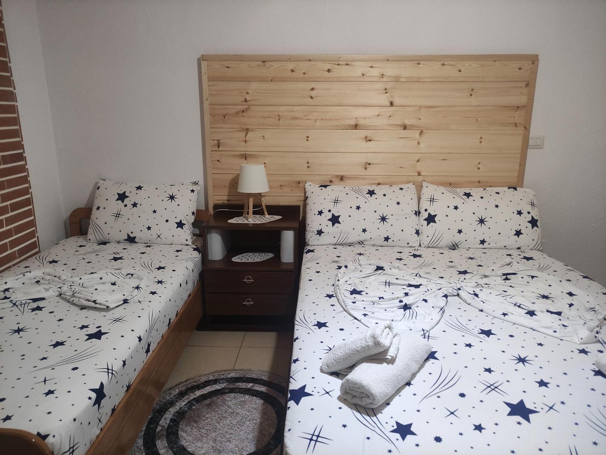 Lini Erda Lakeside Guesthouse חדר תמונה