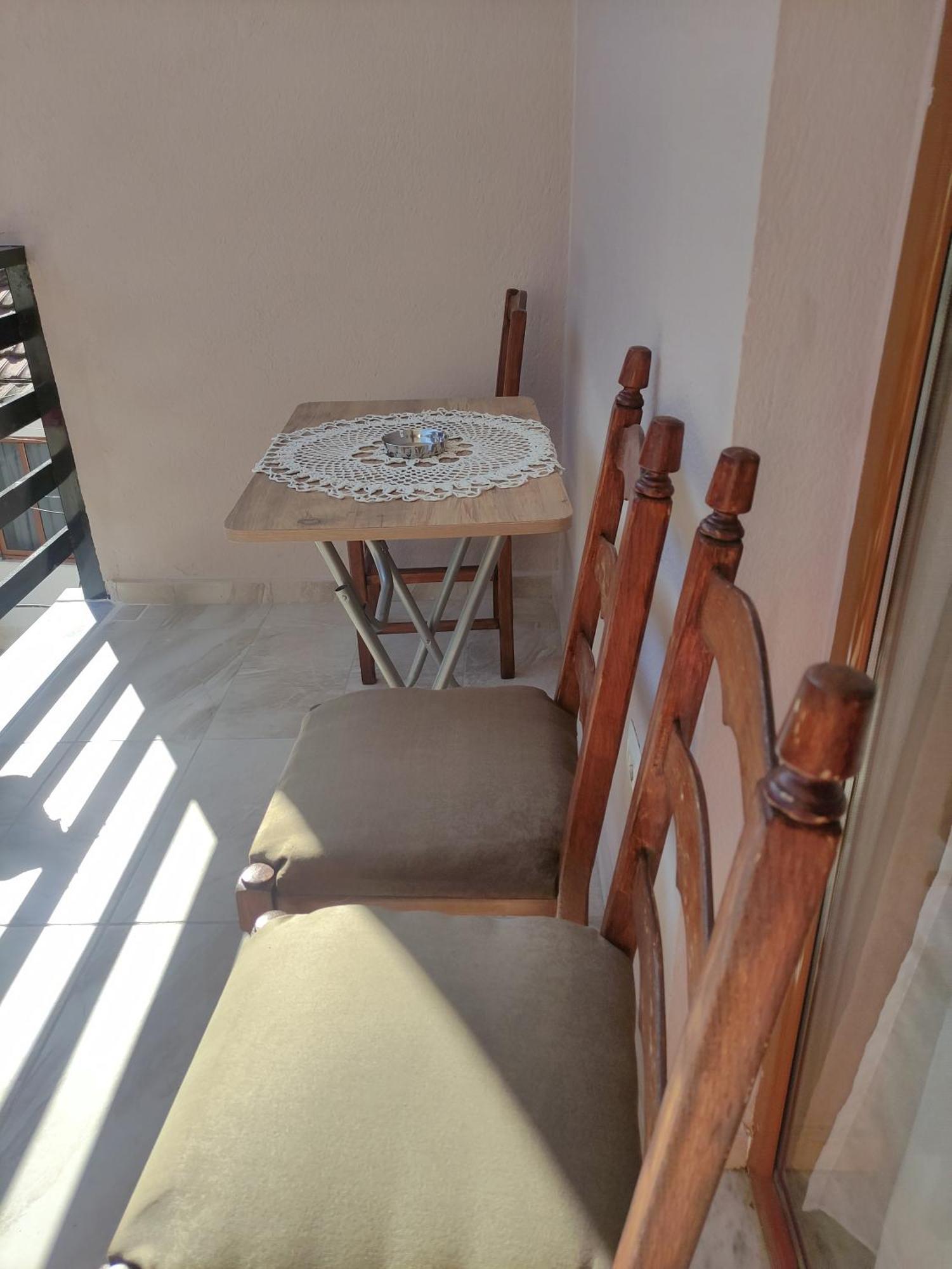 Lini Erda Lakeside Guesthouse חדר תמונה
