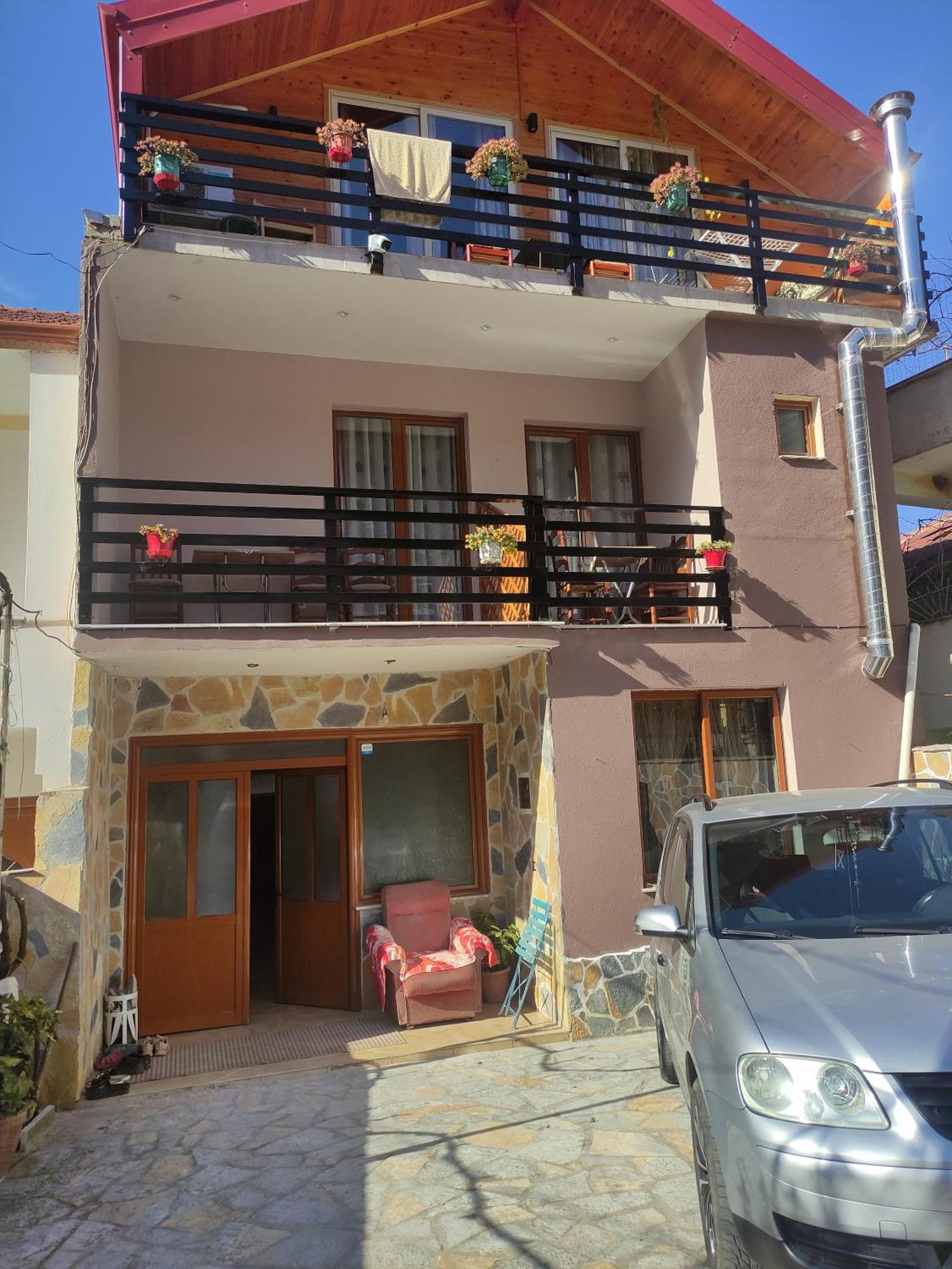 Lini Erda Lakeside Guesthouse מראה חיצוני תמונה