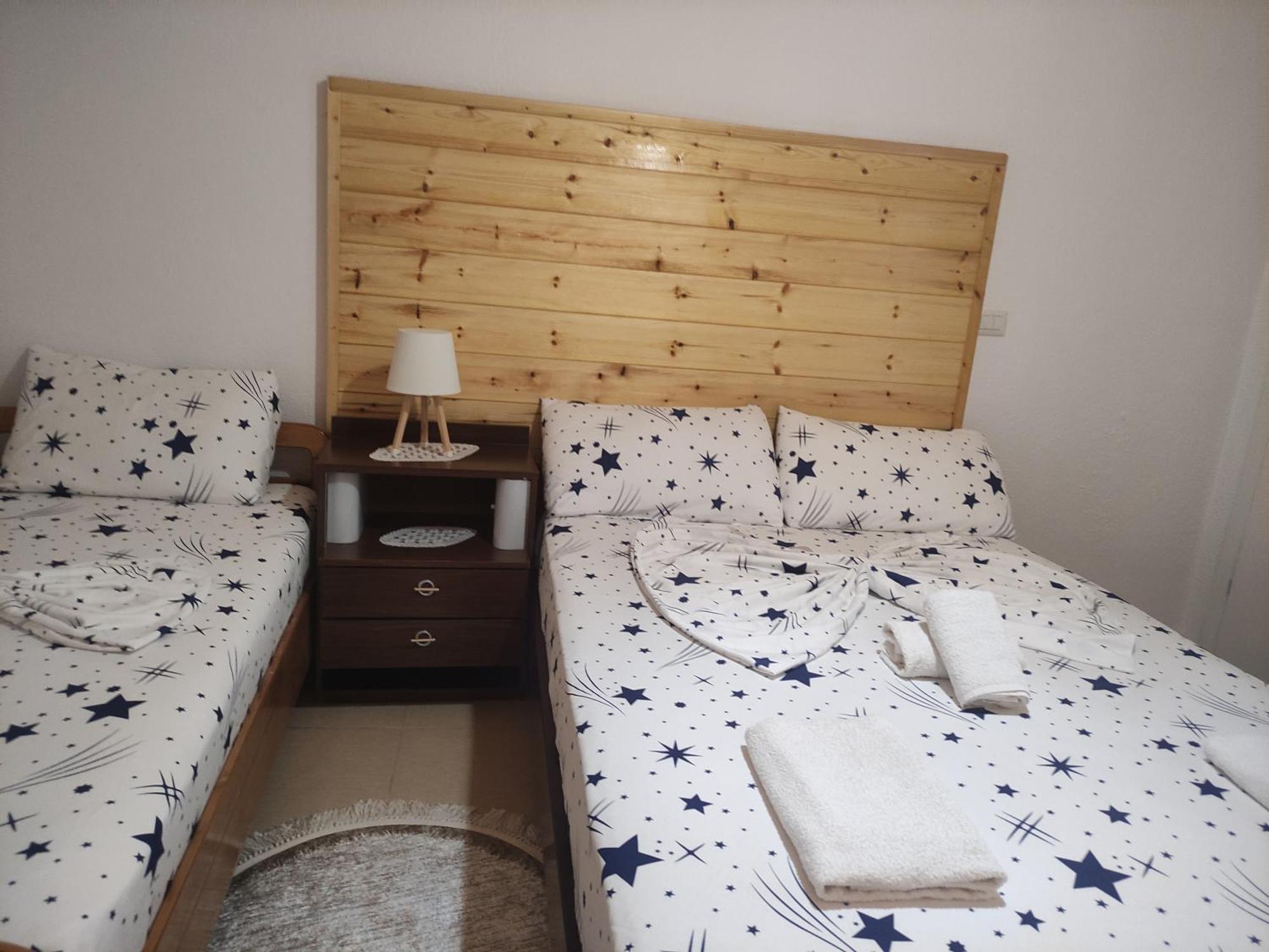 Lini Erda Lakeside Guesthouse חדר תמונה